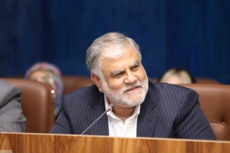 نگاه مدیریت شهری تعامل حداکثری با همه دستگاه‌های اجرایی است/قم باید از شهر عبوری به مقصدی برای اقامت بیشتر زائران تبدیل شود