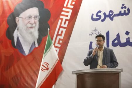 ایجاد صحنه‌ها و فضاهای شهری برای تجمعات مردمی در مناطق هشتگانه قم