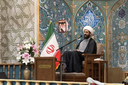 بیعت نکردن با مِثل یزید استراتژی شیعه در میدان زندگی است