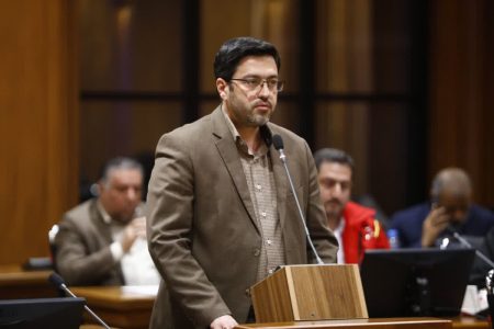 ارتقای فرهنگ میزبانی از میلیون‌ها زائر رهبر شهید در دستور کار شهرداری قم
