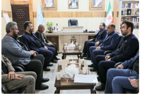 دیدار رئیس و اعضای هیئت رئیسه اتاق بازرگانی قم با دادستان عمومی و انقلاب استان