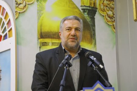 مدیرکل تامین اجتماعی قم پای صحبت بازنشستگان نشست/تزریق امید به قلب کانون خانواده‌ها