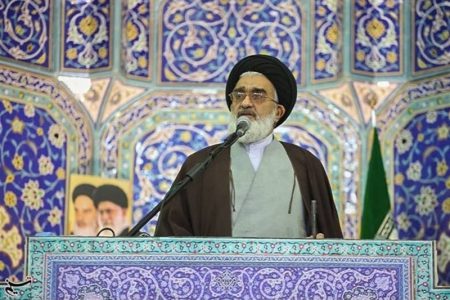 برخی باید از توهم دلبستگی به مذاکرات بی‌حاصل و زیان‌ بار بیرون آیند