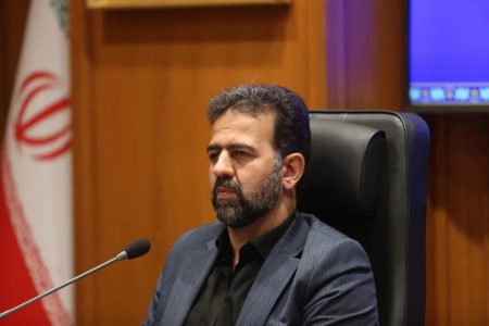 حماسه مردم قم در بدرقه رهبر شهید، نماد ماندگار وفاداری به انقلاب و وحدت ملی است