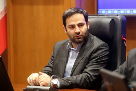 افزایش ایمنی و کاهش هزینه‌های خانوار؛ بسته حمایتی و هوشمند قم برای سرویس مدارس دانش‌آموزان