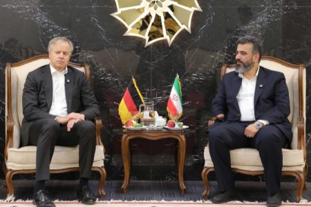 تأکید رئیس اتاق بازرگانی قم بر توسعه روابط اقتصادی با آلمان