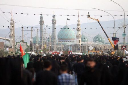 راهپیمایی ۷ کیلومتری دلدادگان اربعین حسینی در بلوار معنوی پیامبر اعظم (ص) با تمهیدات ویژه مدیریت شهری