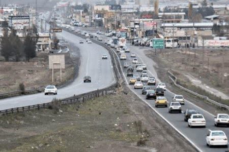 ورود بیش از ۳۰ میلیون و ۹۸۰ هزار خودرو به استان قم طی پنج ماه