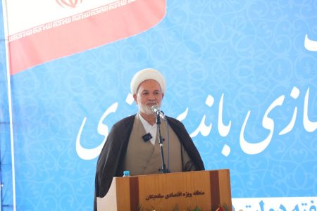 فرودگاه قم مطالبه عمومی مردم و مورد تأکید مراجع و بزرگان است