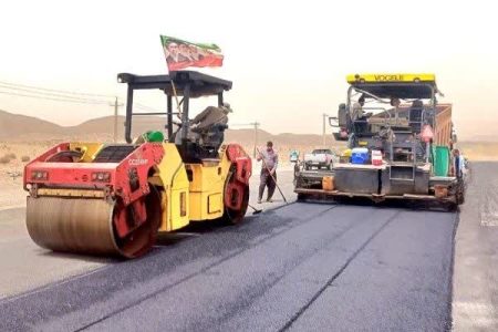 طرح بهسازی 150کیلومتر از راههای روستایی استان قم تا پایان سال به بهره‌برداری برداری می رسد
