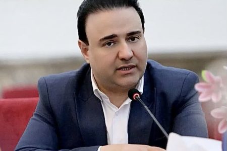 نصب المان “بانوی کرامت” در میدان سعیدی همزمان با سالروز ورود حضرت معصومه(س)