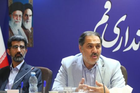 علم و ایده باید به صنعت و خدمات تبدیل شود